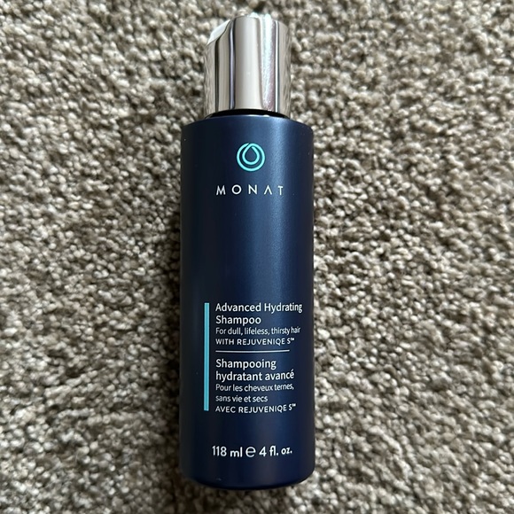 *SOLD* NEW Monat Advanced Hydrating Shampoo (travel size) - Picture 1 of 2